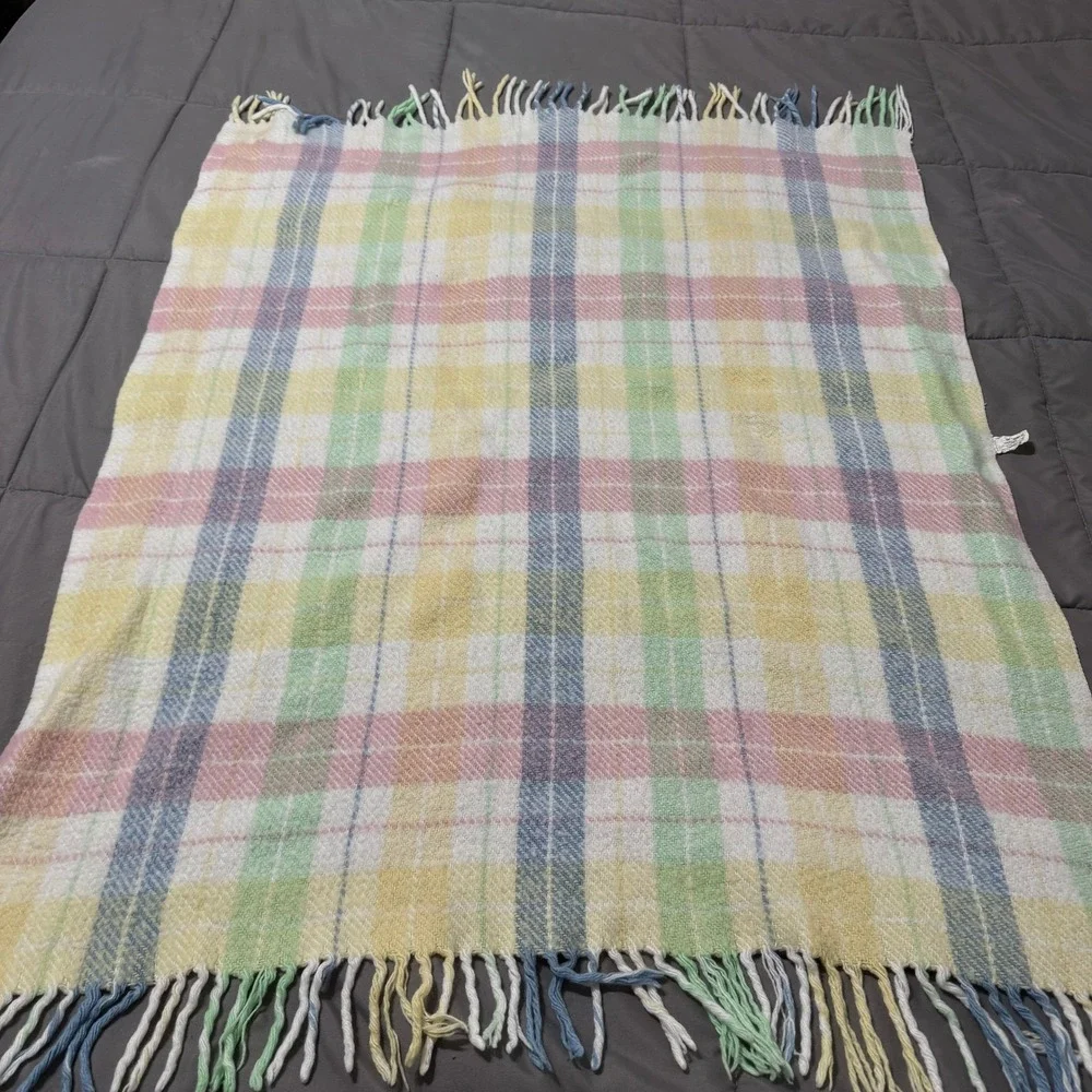 Vintage Pastel Plaid Baby Blanket Woven Acrylic Fringe Pink Yellow Blue 32x40